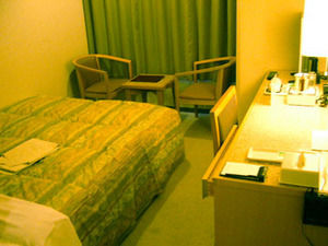 โรงแรมรูทอิน อาซากายะ