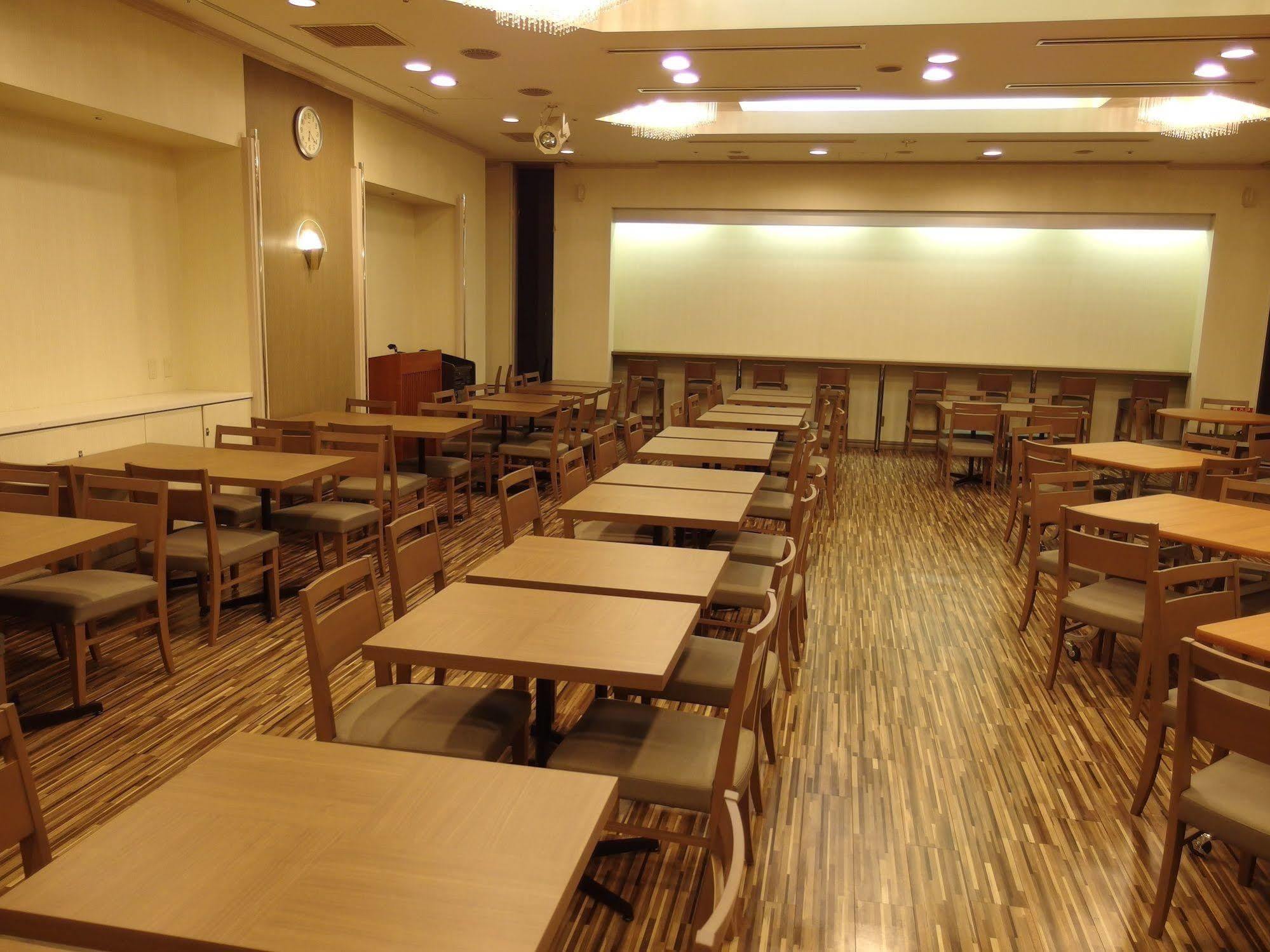 โรงแรมรูทอิน อาซากายะ โรงแรม โตเกียว